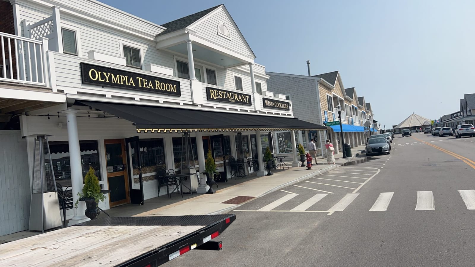 Retractable awning at Olympia Tea Room restaurant